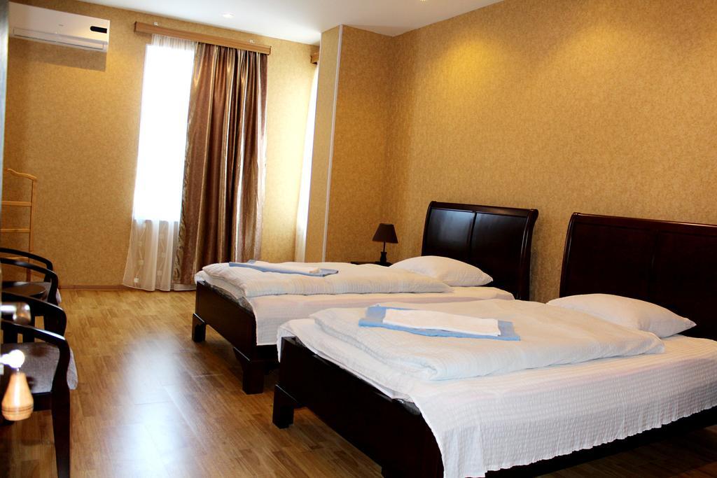 Argopalace Kutaisi Rom bilde
